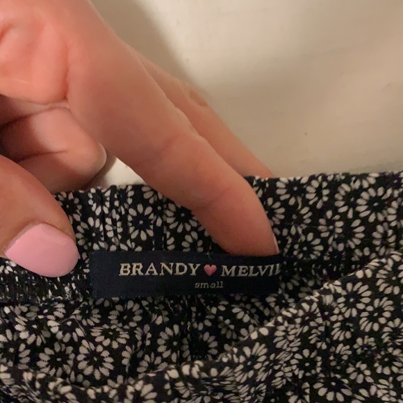 Brandy comfy float shorts - Picture 2 of 2